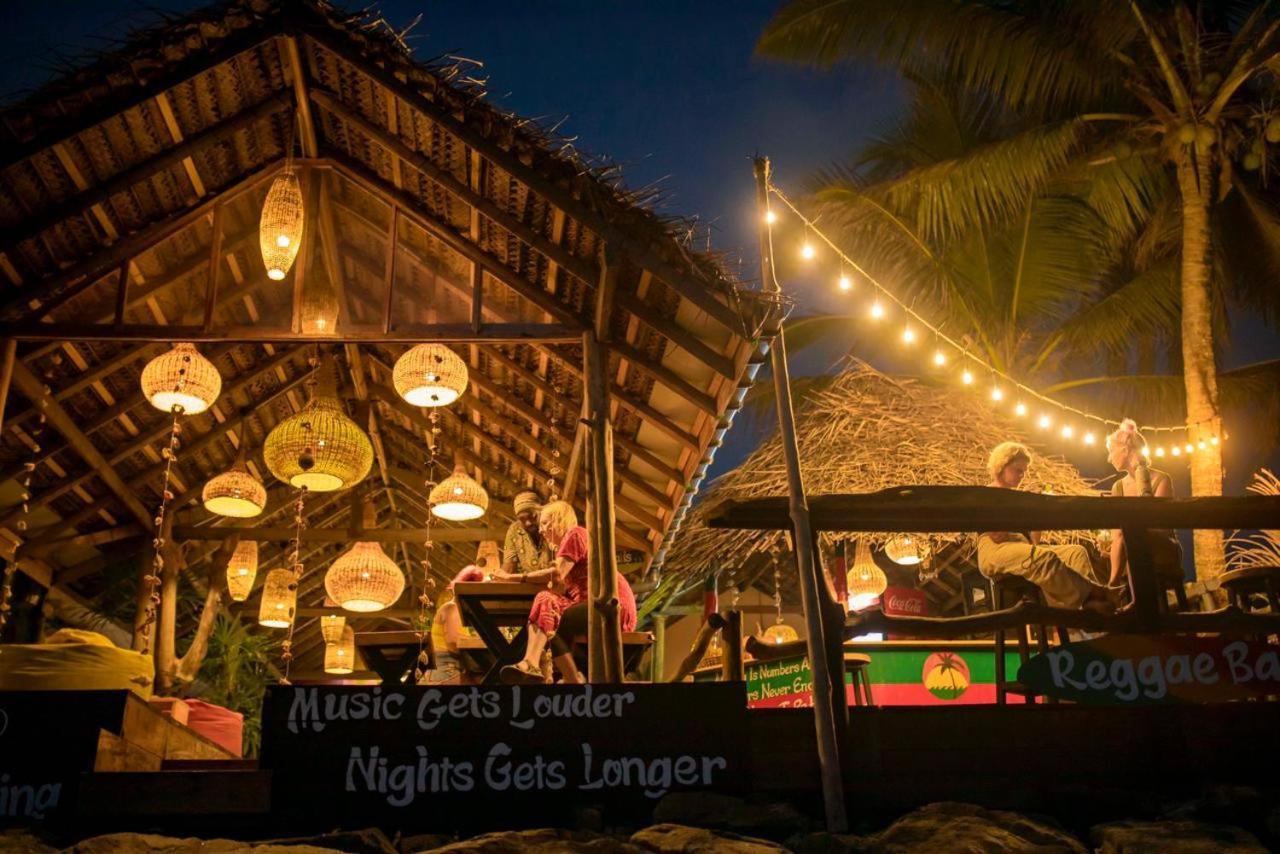 Backpack Beach Hostel&Reggae Bar Bussa Exterior foto