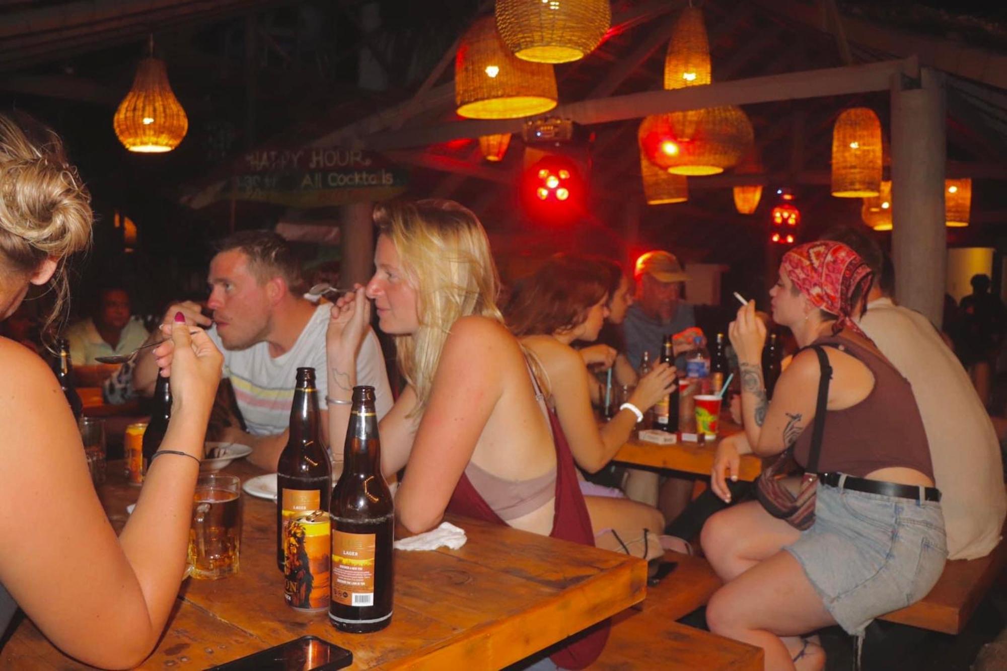 Backpack Beach Hostel&Reggae Bar Bussa Exterior foto