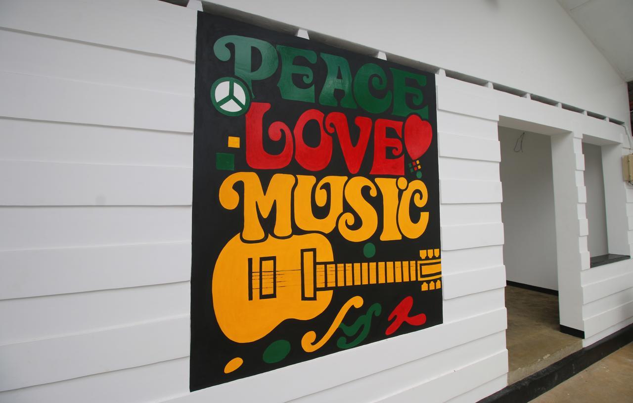 Backpack Beach Hostel&Reggae Bar Bussa Exterior foto