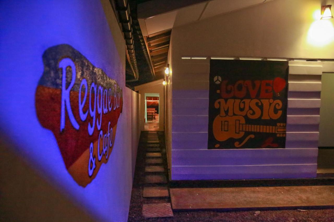 Backpack Beach Hostel&Reggae Bar Bussa Exterior foto
