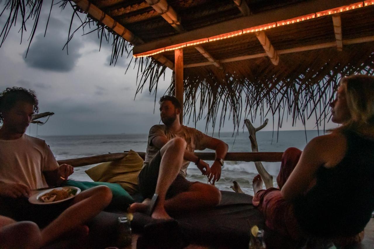 Backpack Beach Hostel&Reggae Bar Bussa Exterior foto