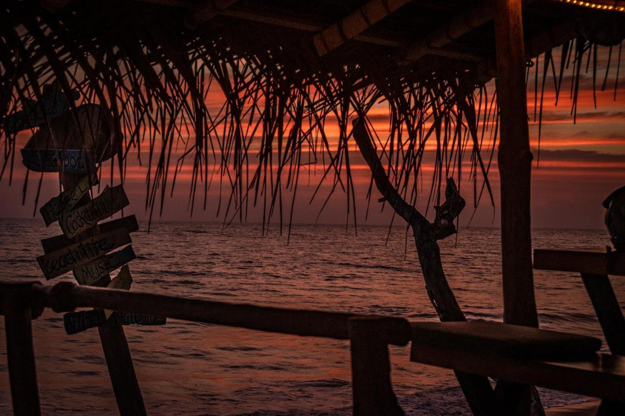 Backpack Beach Hostel&Reggae Bar Bussa Exterior foto